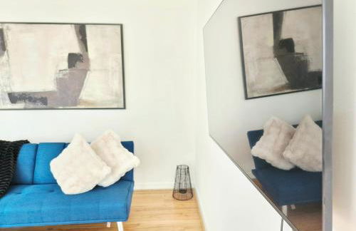 Free Parking Large Balcony Central Location - Foto 6