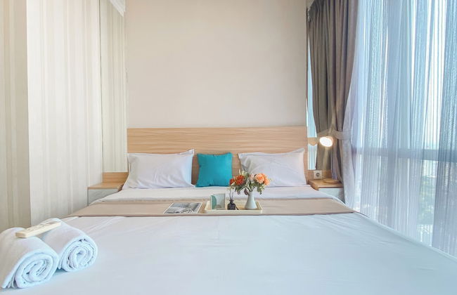 Good And Relaxing 2Br At Menteng Park Apartment - Photo 2