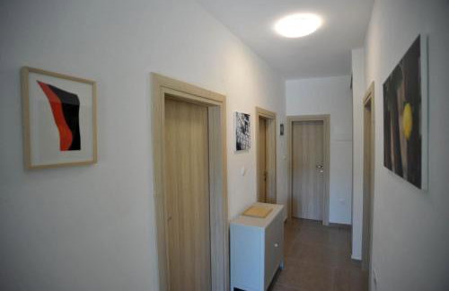 Brna Three-room apartment near the beach-Zen - Foto 14