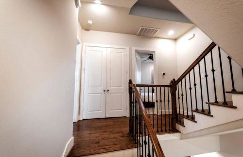 Downtown Escape - Backyard, Game room and Free Parking - Foto 20