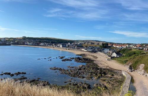 Ridley's Place modern one-bedroom seaside apartment - Photo 20