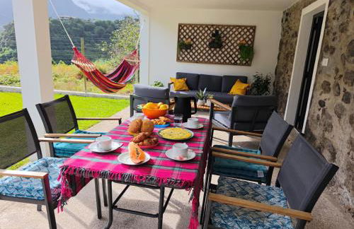 CASA GIRASSOL " uma Janela para o Nascer do Sol " - Foto 1