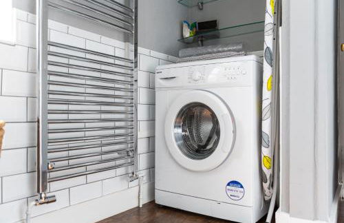 Stunning & spacious Georgian town house in St Neots town centre with parking - Foto 41