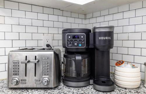 Country Cow Flair with Large TVs, Ample Parking, Nintendo, EV Ready - Photo 6