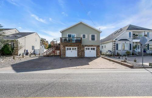 Game Room, Kayaks, Steps to the Ocean! - Photo 44