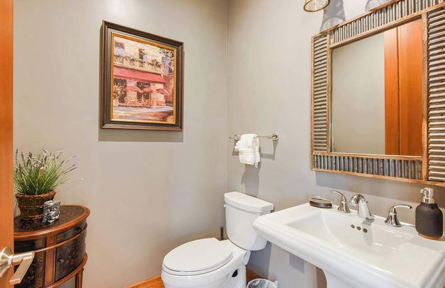 Luxury Mountain Chalet Deck w/ BBQ & Lake Views - Photo 20