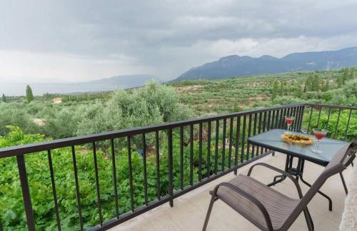 Tsigkos Apartment ! - Photo 3