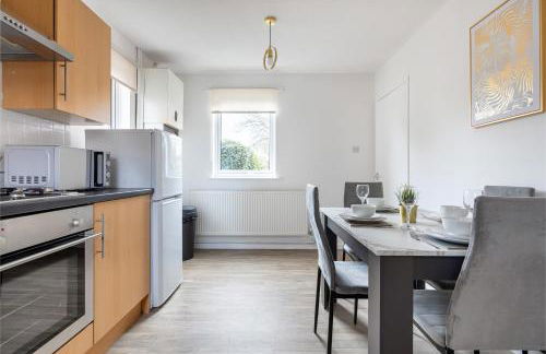 CONTRACTORS, Central MK, Free off street Parking, close to amenities, Managed by Chique Properties Ltd - Foto 27