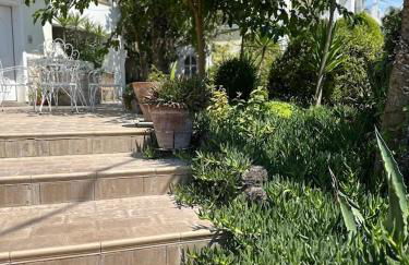 Comfortable Home - Photo 20