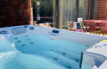 La régate avec jaccuzi à 50 m du centre historique - Foto 17