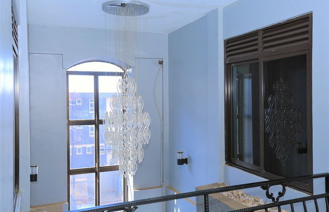 Goldmark Apartments - Photo 27