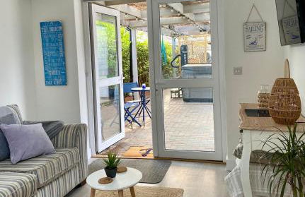 Seatribe Cabin, Cozy snug by the Sea - Foto 5