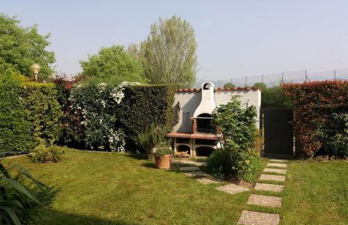 CASETTA MIRAVIGNA cozy flat with garden in Franciacorta & Iseo Lake - Foto 2