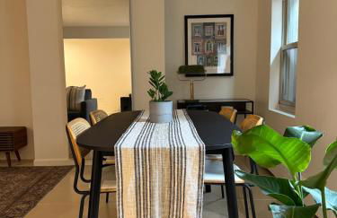 CASA 311 ! Welcome Home Private Parking Included - Foto 1