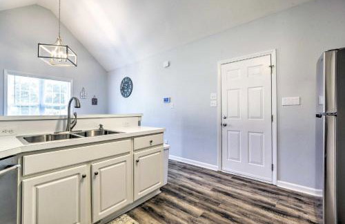 Welcoming Abode with Yard about 1 Mi to Dtwn Apex! - Foto 11