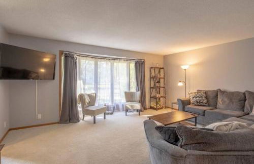 Family Home W/ 2 King, 2 Queen Beds + Game Room - Foto 6