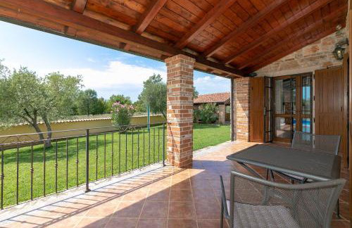 Mediterrane Villa mit privatem Salzwasserpool, Babybett, Whirlpool, Tischtennis, Spielplatz - Foto 34