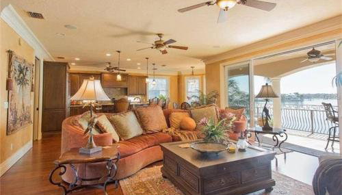 Large Mediterranean Oasis - Water Views & Pool - Foto 4