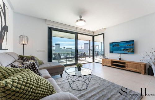 Luxury Beach Escape with Pools, Gym & Sauna - Foto 2