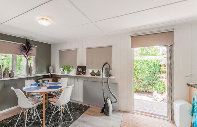 Lovely Wooden Chalet With Garden in Reutum - Photo 26