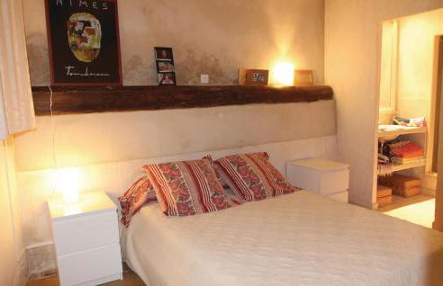 2 Bedroom Beautiful Home In Bellegarde - Foto 29