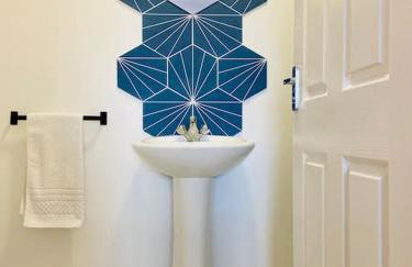 uSnooz I Charming 4-Bed Halifax Home with Garden - Foto 12