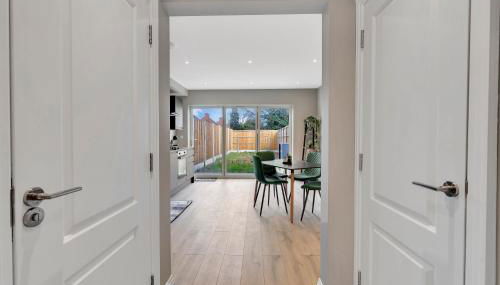 Travard at Heathrow 384 - Foto 4