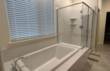 Brand-New, Beautiful & Stylish Home in Sacramento! - Foto 11