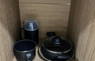 Studio 94 - Photo 11