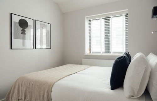 Modern 2Bed House - Walk to Station & High Street, Near Surrey Hills & Denbies Vineyard - Foto 7