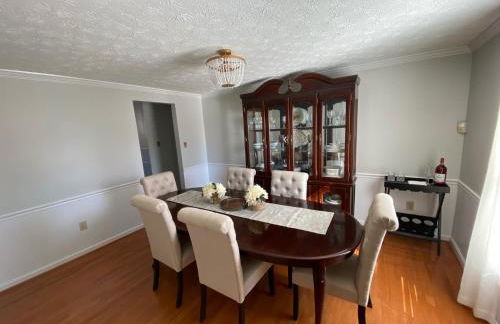 Upgraded, beautiful 4 BD Colonial in Silver Spring - Foto 12