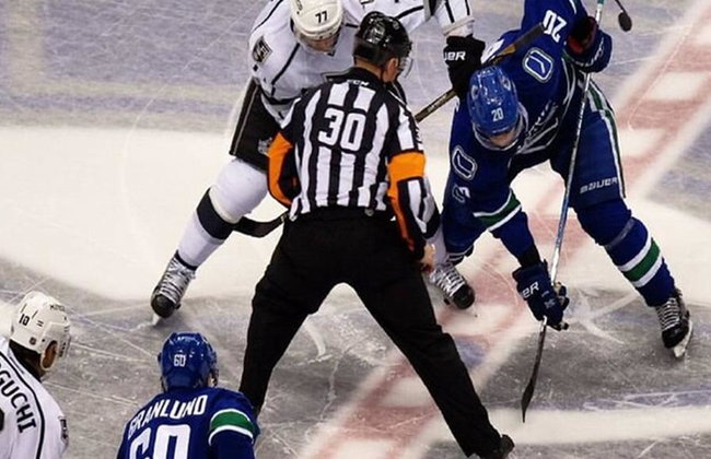 National Hockey League: Vancouver Canucks Ice Hockey Game at Rogers Arena - Ticket - Foto 1