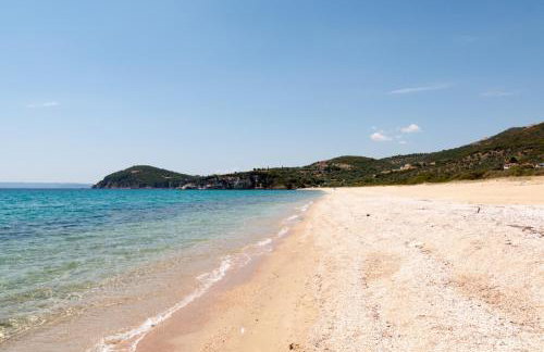 Bill & Eva's precious jewel - Photo 25