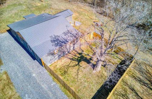 Country Cabin, Fenced area for pets, Hot Tub, Arcade!!! - Foto 30