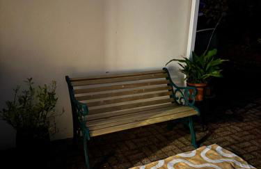 Tenby Victorian Villa with parking, pets allowed - Photo 17