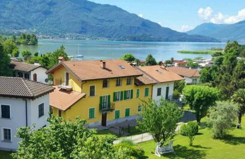 Casa Mimosa - appartamento vacanze sul Lago di Como - Foto 1
