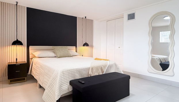 NEW Luxury 5BR Villa Private Pool BBQ Game Room - Foto 2, Habitación