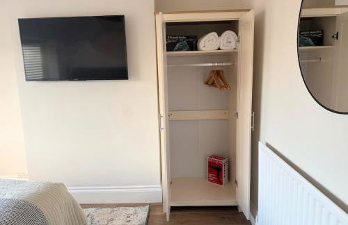 Spacious house for 7 - Ideal for Solihull NEC - Work and Family Groups - Foto 26