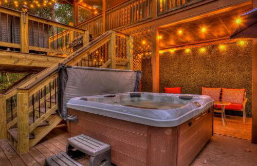 Golden Eagle GA Cabin - Hot Tub, Firepit & Fast WiFi - Foto 3