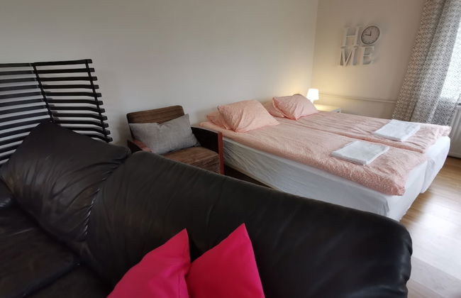 Relaxing Beatiful Studio - Sauna Bath Facility - Photo 3