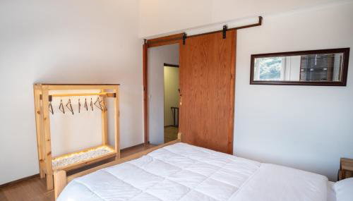 Billy's Stonehouse - Photo 4, wardrobe