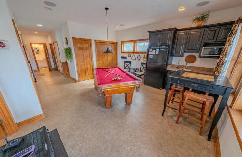Frolic Inn OBX - Semi Soundfront Retreat, Pool, Hot Tub, Boat Ramp, Elevator, Media & Game Room - Foto 49