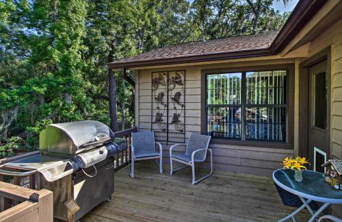 Waterfront Midway Home with Sunroom and Large Yard - Foto 21