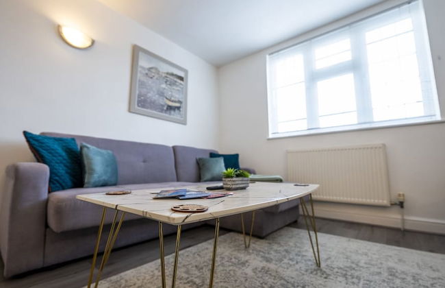 Modern Townhouse Apartment in Stratford Upon Avon With Wifi & Netflix - Photo 20