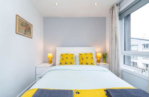 Lovely 3-bedroom flat with free parking - Foto 23