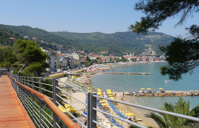 Laigueglia Beach in Laigueglia - Foto 22