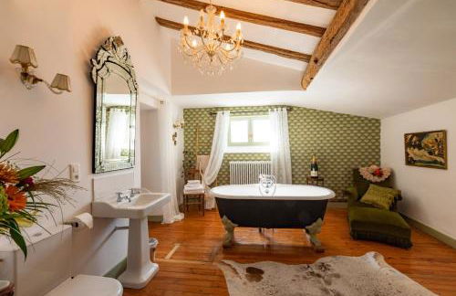 CHAMPAGNE HOUSE- Oasis de luxe & de charme - coeur de ville - 10-12 pers - piscine, cuisine d'été, patio, bar & piano - Photo 62