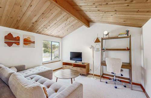 Hilma House - Photo 19