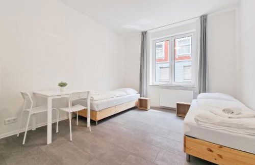 Tolstov Apartments - 3 and 4 Room Monteur Apartments - Photo 11