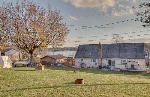 Cozy Pennsylvania Home with Fire Pit and Dock Access! - Foto 19